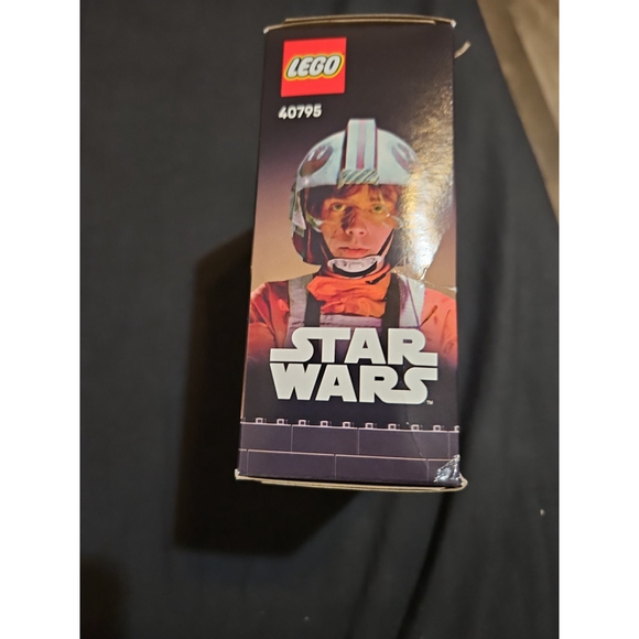 LEGO Brickheadz 40795 Star Wars Luke Skywalker Rebel Pilot - New Sealed - Picture 6 of 6